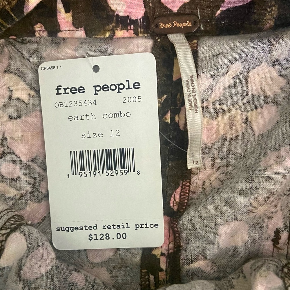 NWT Free People Brown Floral Mini Jumper Dress. Size 12. - Picture 4 of 7